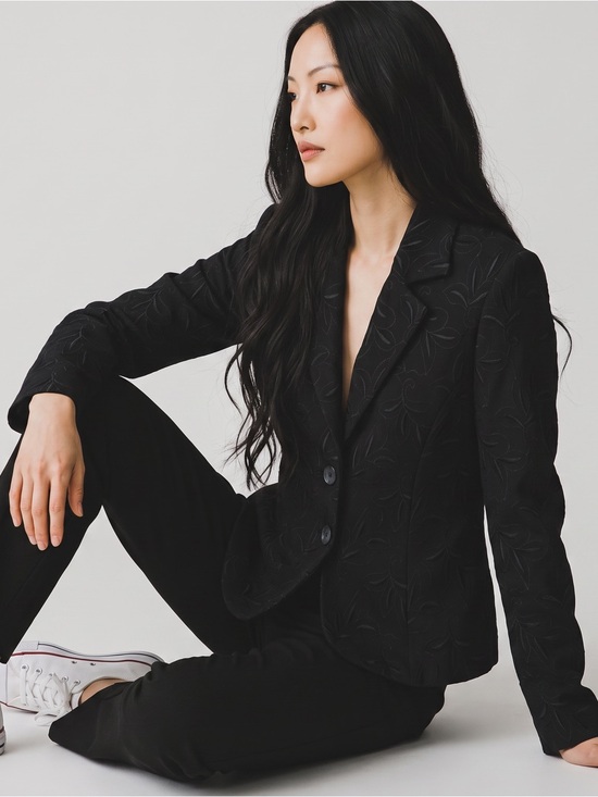 Kate Hill Jackets & Blazers - Kate Hill Black Embroidered Tailored Blazer